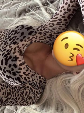 Жанна Карие глаза фото 4